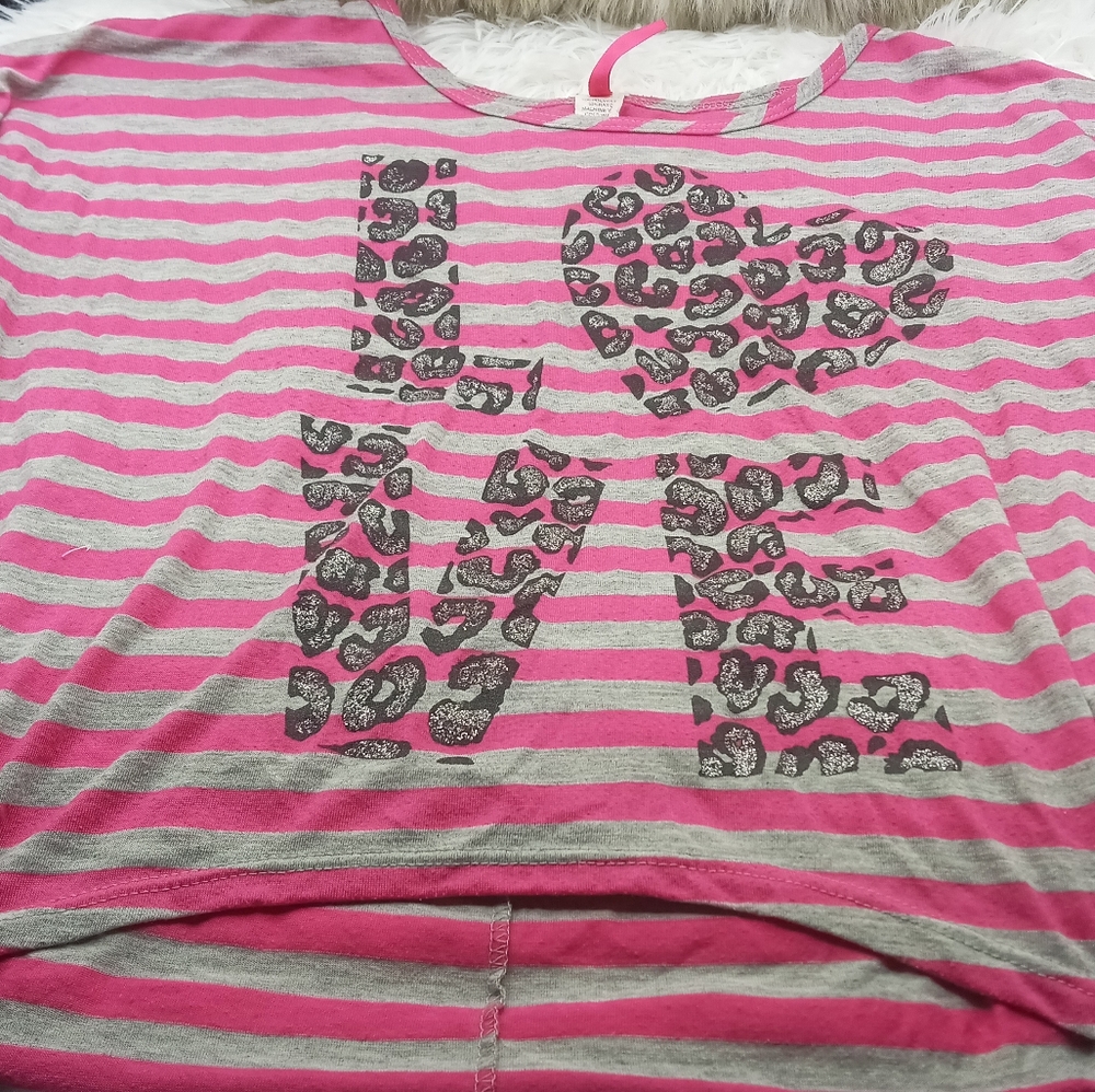 Women Pink and gray Shirt in a Size Large